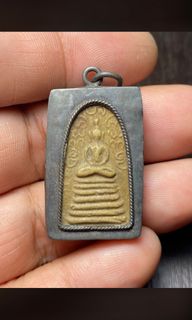 （分類：）位於 。 由 e.d.o 提交（商品編號 1450085848，圖片 1）。簡介： 。