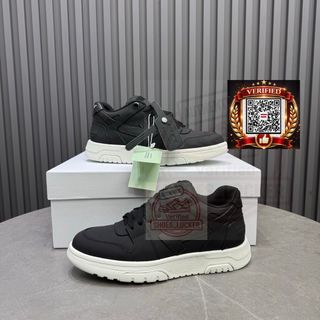 (Category: ) located in . Submitted by shoes.locker (Listing ID 1450078166, Image 1). Description: .