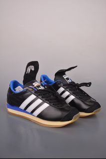 (Category: ) located in . Submitted by outletshoes (Listing ID 1449974880, Image 1). Description: .