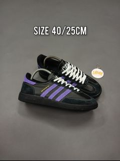 (Kategori: ) berada di . Dikirim oleh lapaksepatuku (ID iklan 1449966338, Gambar 1). Deskripsi: .
