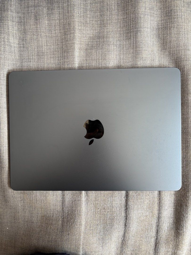 Apple MacBook Air 13-inch M3511072136761845764
