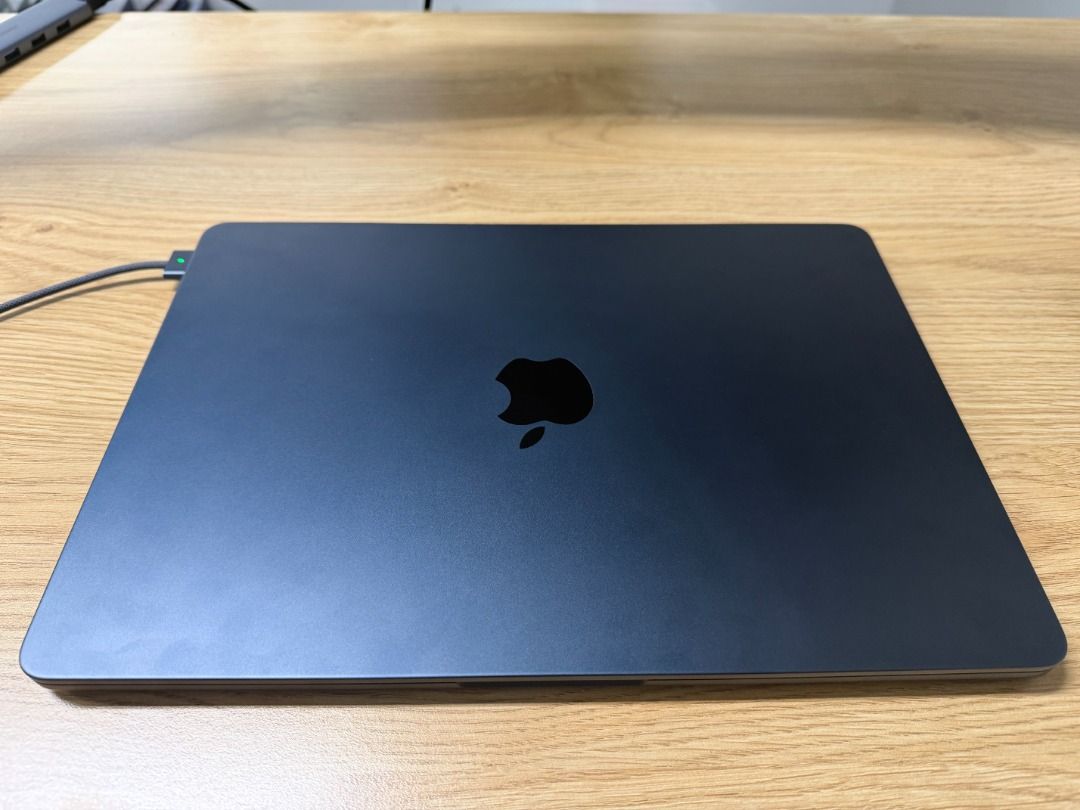 Apple MacBook Air M2 (2022) - Midnight
