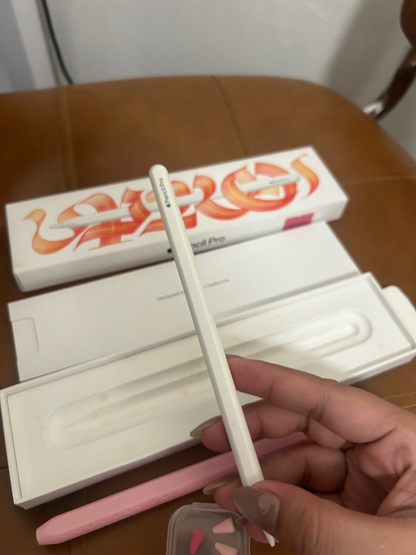 Apple Pencil Pro (Category: Other Accessories) located in Pasig City. Submitted by winniegrant (Listing ID 1449978366, Image 2). Description: Apple Pencil Pro for sale Includes: With original box and paper bag With Free silicone pencil case and tip covers Lalamove delivery Loc: Binangonan, Rizal Barely used. RFS: Not used much..