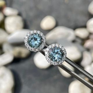 (Category: ) located in . Submitted by lovelotsdiamondd (Listing ID 1450040216, Image 1). Description: .