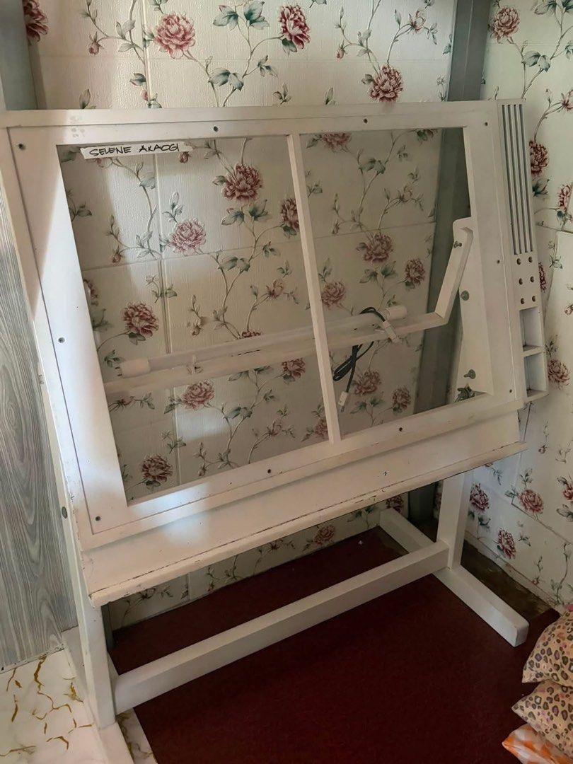Architecture White Drafting Table with Light (Category: Tables & Sets) located in Pasig City. Submitted by seleneaki (Listing ID 1419696678, Image 2). Description: - White drafting table - Transparent top - Adjustable angle - Built-in tray - With light - Wood - Only the table included.