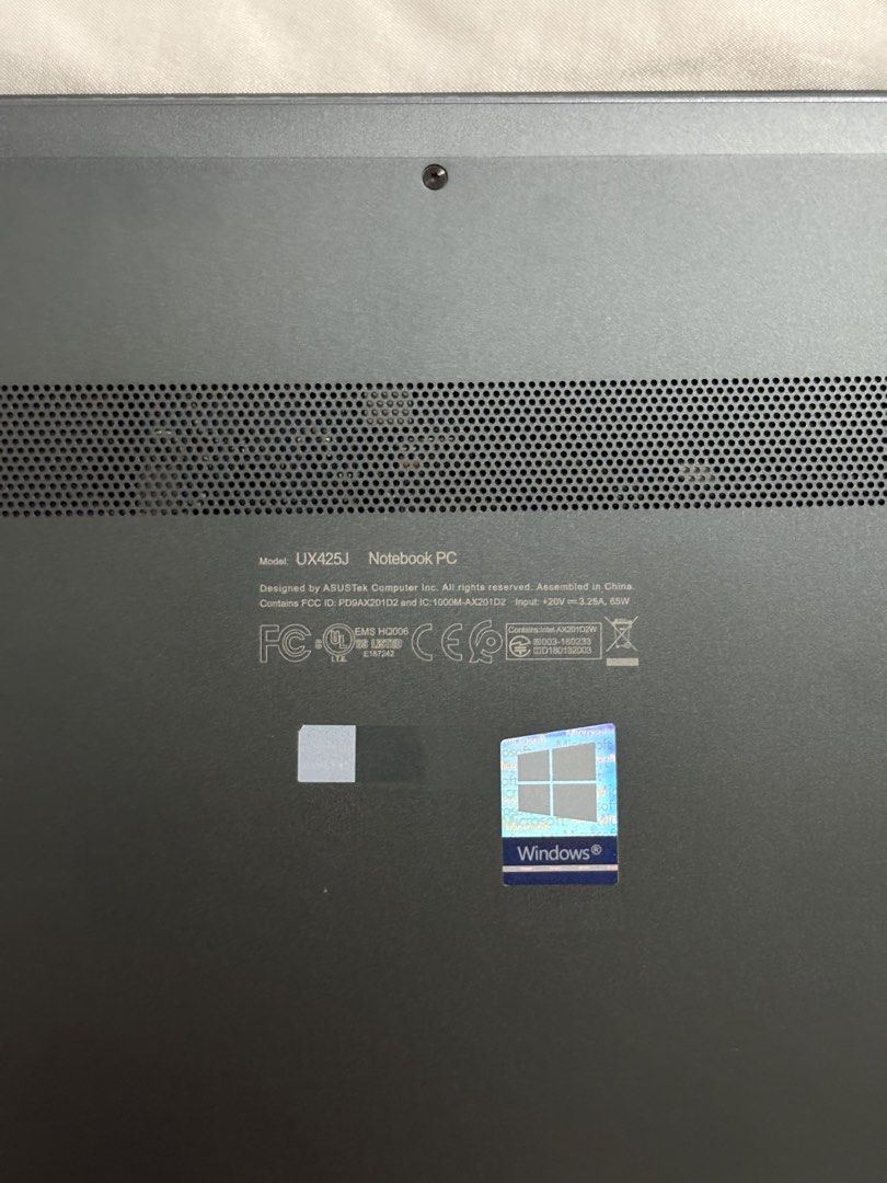 ASUS Zenbook 14 UX425J511339918861291521
