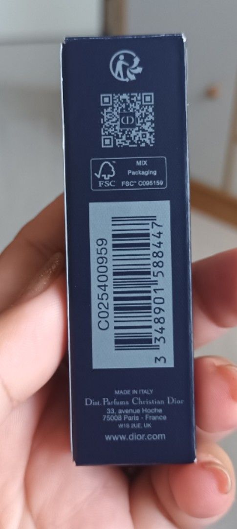 Authentic Christian Dior Lipstick Forever Bold (Category: Makeup) located in Mandaluyong City. Submitted by chassie25 (Listing ID 1450016971, Image 2). Description: see attached picture negotiable with paper bag, no gift card negotiable.