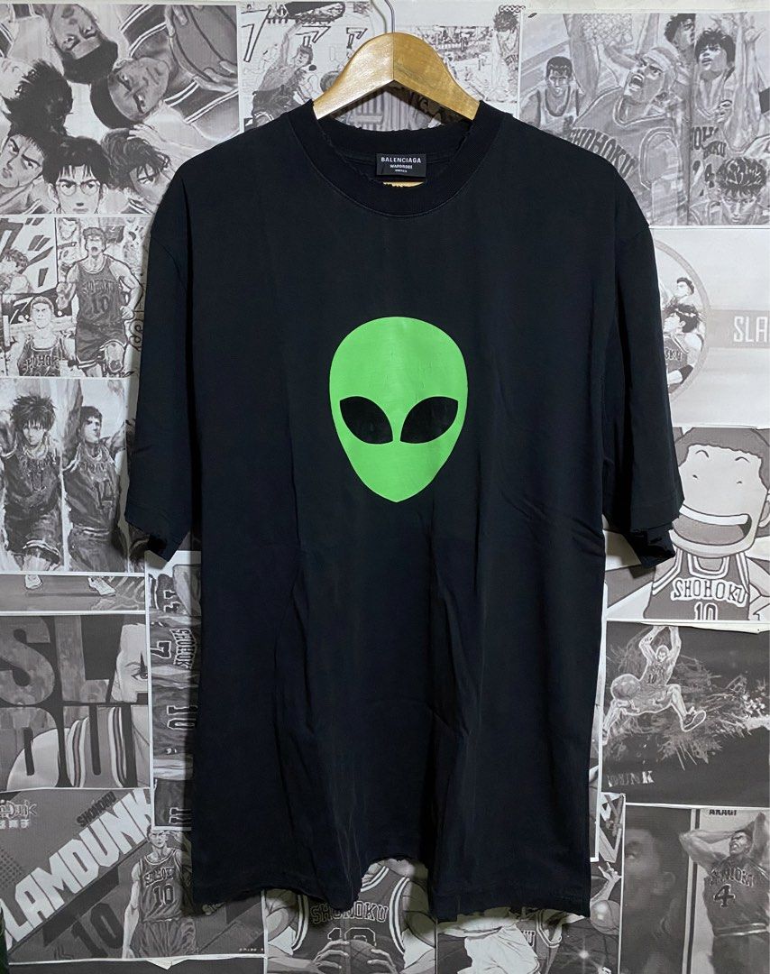 BALENCIAGA ALIEN HEAD DISTRESSED SHIRT (Category: Luxury Apparel) located in Polomolok. Submitted by SafeThrift (Listing ID 1450065986, Image 1). Description: BALENCIAGA ALIEN DISTRESSED SHIRT ALMOST EXCELLENT ISSUE LAST PIC x HAIRLINES COMPLETE TAGS 9.5|10 COLOR RATE 23 WIDTH 28 LENGTH LARGE.