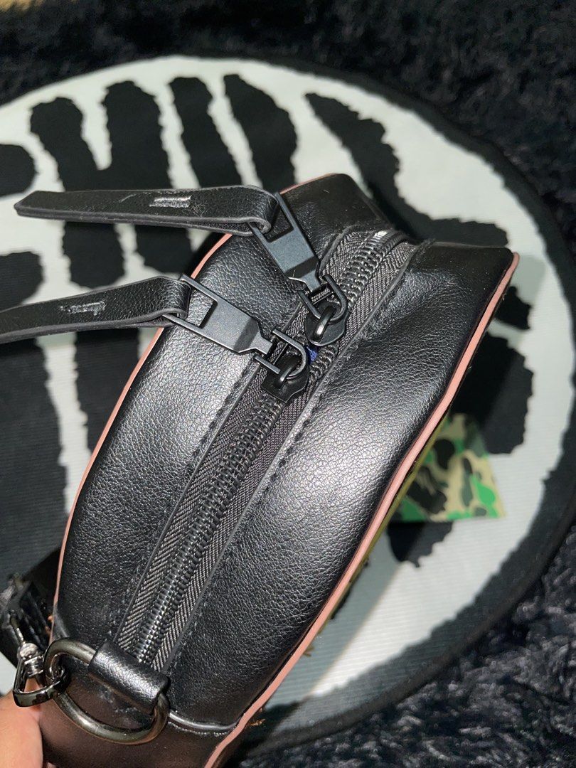 BAPE Ape Head Brown Crossbody Bag (Category: Sling Bags) located in Manila. Submitted by vensen1798495 (Listing ID 1450077455, Image 3). Description: - Iconic BAPE Ape Head design - Stylish brown color - Durable black adjustable strap - Secure zipper closure - Brand new with original tags - Ideal for carrying daily essentials - Unique and eye-catching accessory 800 Pesos.