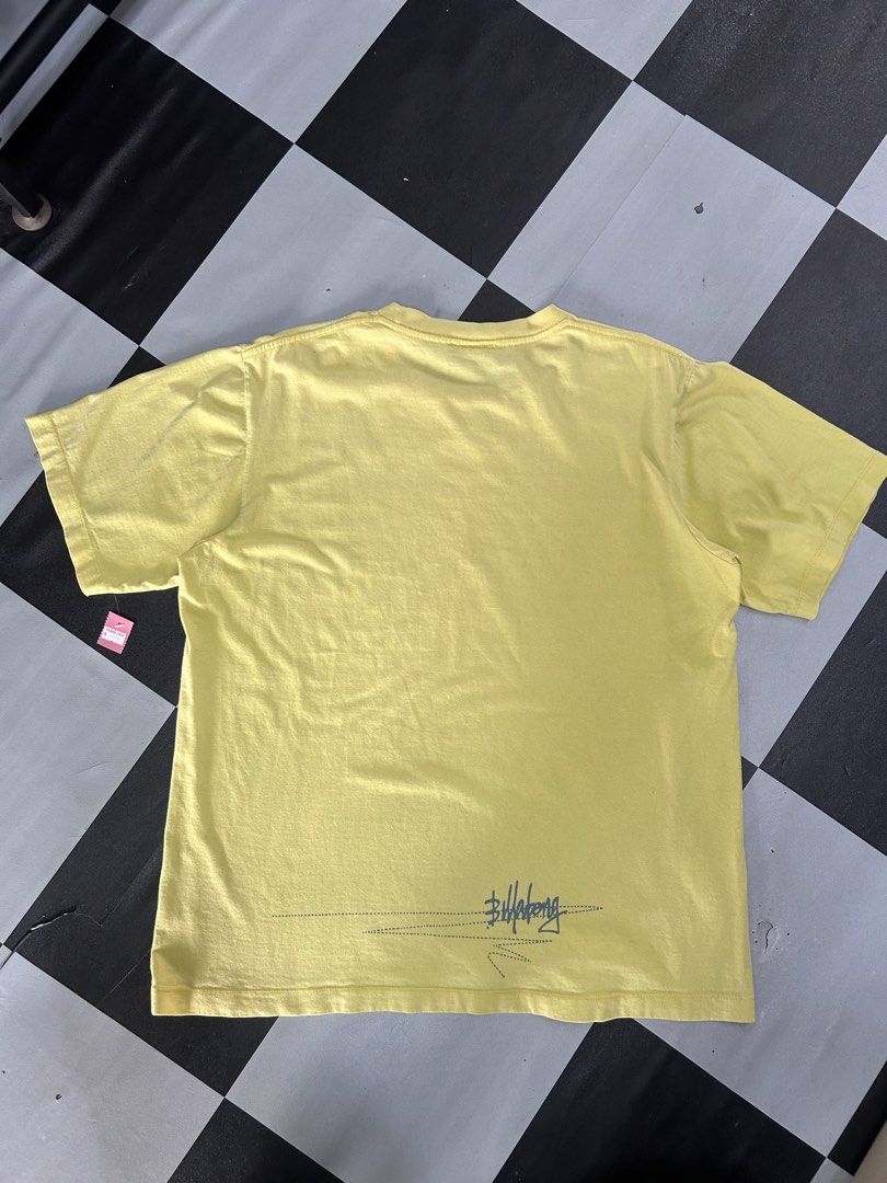 BillaBong (Category: Tshirts & Polo Shirts) located in Kuala Pilah. Submitted by man_bundle_nogori (Listing ID 1449987570, Image 3). Description: BillaBong pit 22 labuh 26.5 Condition memang semart🔥🔥🔥.