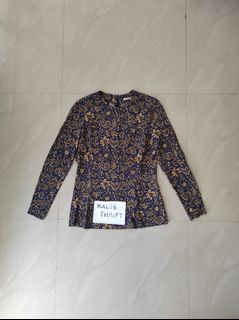 (Kategori: ) berada di . Dikirim oleh kalis_thrift (ID iklan 1450078858, Gambar 1). Deskripsi: .