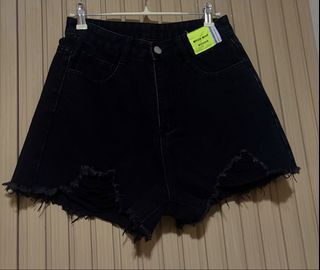 (Category: ) located in . Submitted by callilithings (Listing ID 1450072162, Image 1). Description: .