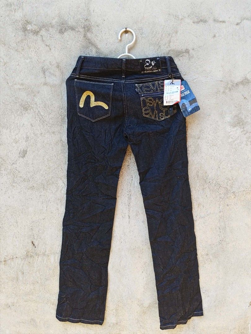 BRANDNEW EVISU DENIM JEANS (Category: Jeans) located in Ilog. Submitted by ea__thrift (Listing ID 1450052740, Image 2). Description: 💎NEW ARRIVAL💎 💎NEW ARRIVAL💎 💎NEW ARRIVAL💎 DIMES:14.5x41 CONDITION RATE:9-10 COLOR RATE:9-10 NOTE: all items are thrifted manage your expectations / read before to buy -color may vary due to lighting -no cod -payment first via g cash / cash -no long reservation -courier j&t all items +SF -loc purok 2 Dancalan I
