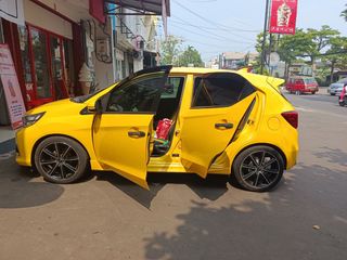 (Kategori: ) berada di . Dikirim oleh zimm_preloved (ID iklan 1450070881, Gambar 1). Deskripsi: .