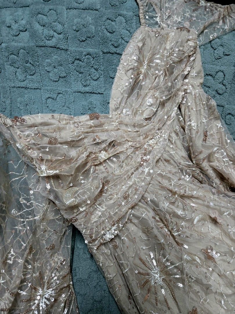 Brown gown (Category: Dresses) located in Manila. Submitted by oki.ukay (Listing ID 1450067779, Image 2). Description: bust up to 50 length 42 in.