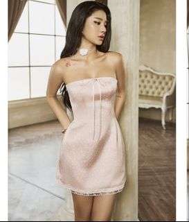(Category: ) located in . Submitted by shopfloralribbons (Listing ID 1450086684, Image 1). Description: .