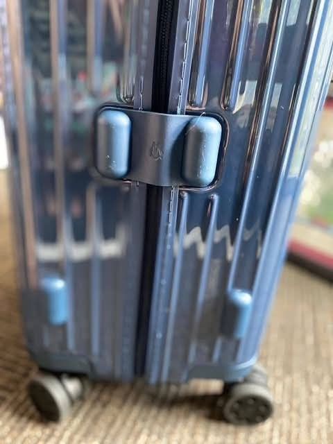 Cabin luggage size rimowa (Category: Luggage) located in Tagum. Submitted by cathsuesurplus (Listing ID 1450046294, Image 3). Description: cabin size.