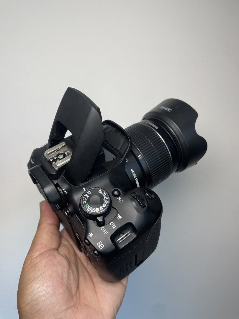 CANON EOS 650D KIT LENS 18-55MM IS II (Category: Cameras) located in Antipolo. Submitted by pauldmabatid (Listing ID 1450024968, Image 3). Description: FOR SALE ONLY Selling for only 15,000PHP ✅ 18MP | Flipscreen / Touchscreen ✅ Good for Photo, Video/Vlogging ✅ Good for Photo Journalism CANON EOS 650D KIT LENS 18-55MM IS II - No Issue - No Vignette - No Dents/ No Scratches - No Dust/ No Fungus (See Photos) - AF/MF is Fully Working - Built in Flas