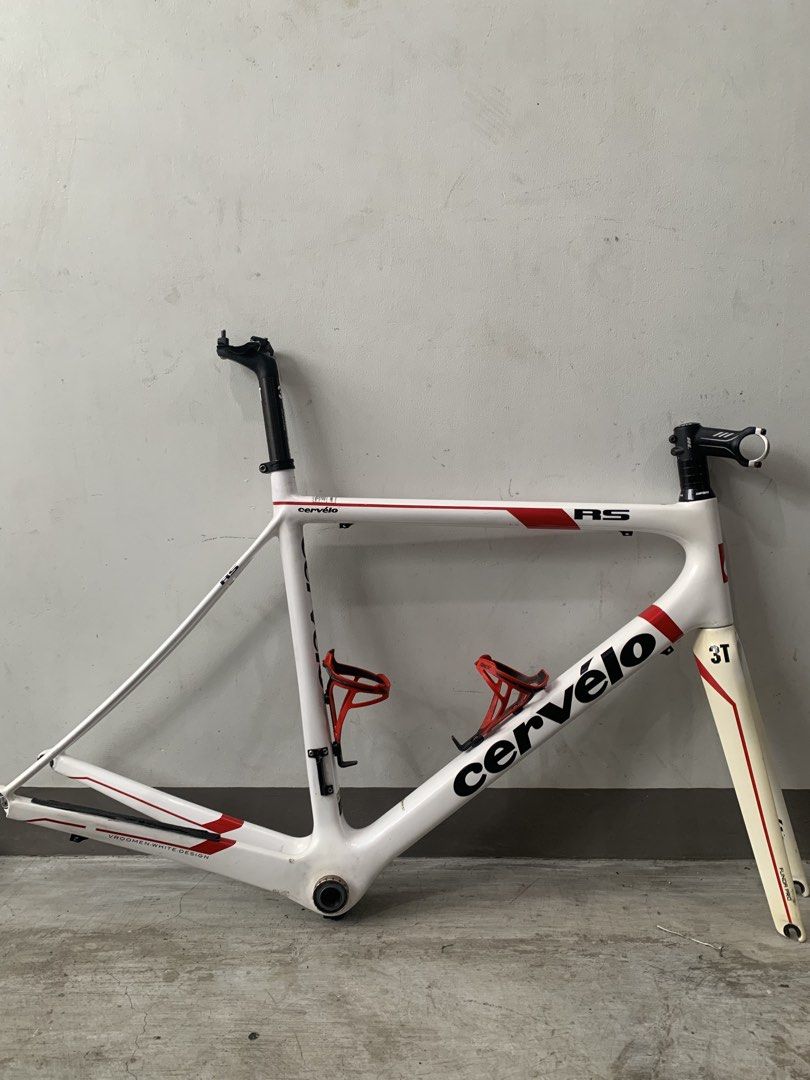 Cervelo RS carbon frameset (Category: Bicycles) located in Manila. Submitted by mnlbike (Listing ID 1450090439, Image 1). Description: Cervelo Rs 2010-2012 model Size 52 top tube 48 seat tube With 3T darico team Carbon saddle 2 pieces tacx bottle cage Bontrage RL 90mm stem One of cervelos lightweight framesets Weight is around 2kg - 2,230 with stem, seatpost, bottle cage Issue Yellowing fork Scratches No cracks or repairs Unli check.