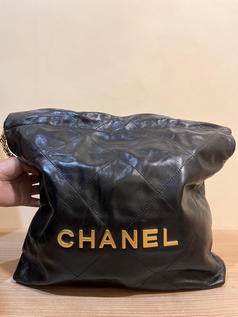 Chanel 22 (Category: Luxury Bags & Wallets) located in Cagayan de Oro. Submitted by zaybanlx (Listing ID 1449981445, Image 3). Description: .