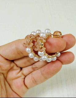 (Category: ) located in . Submitted by maisonparure (Listing ID 1450002824, Image 1). Description: .