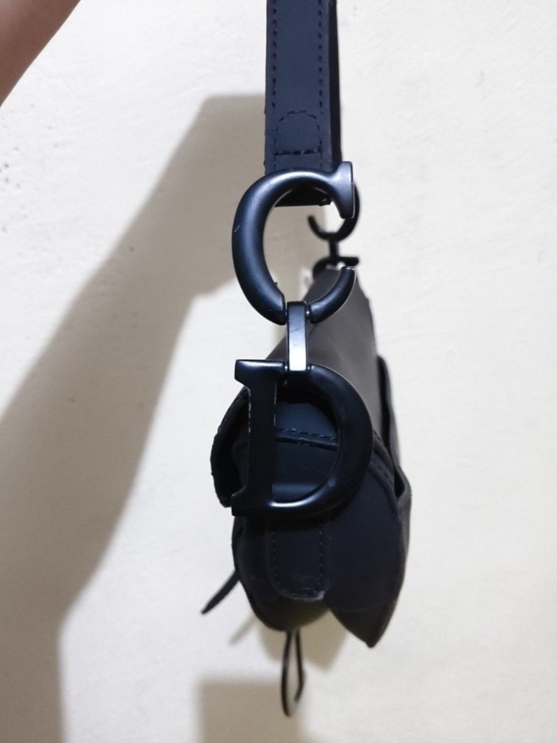 Christian Dior (Category: Luxury Bags & Wallets) located in Mandaue City. Submitted by prekfinds (Listing ID 1450070180, Image 3). Description: Christian Dior Ultra Matte Calfskin Saddle bag Excellentcondition Very presentable Very clean interior Minimal scratch only No major flaws.