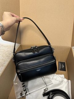 由 powerbuy.tw (刊登 ID 1450076969，圖片 1) 提交，位於 的 (類別：)，說明：。