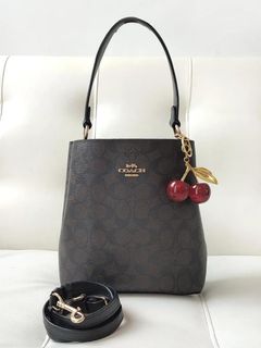 (Kategori: ) berada di . Dikirim oleh suitcaseku (ID iklan 1450022609, Gambar 1). Deskripsi: .