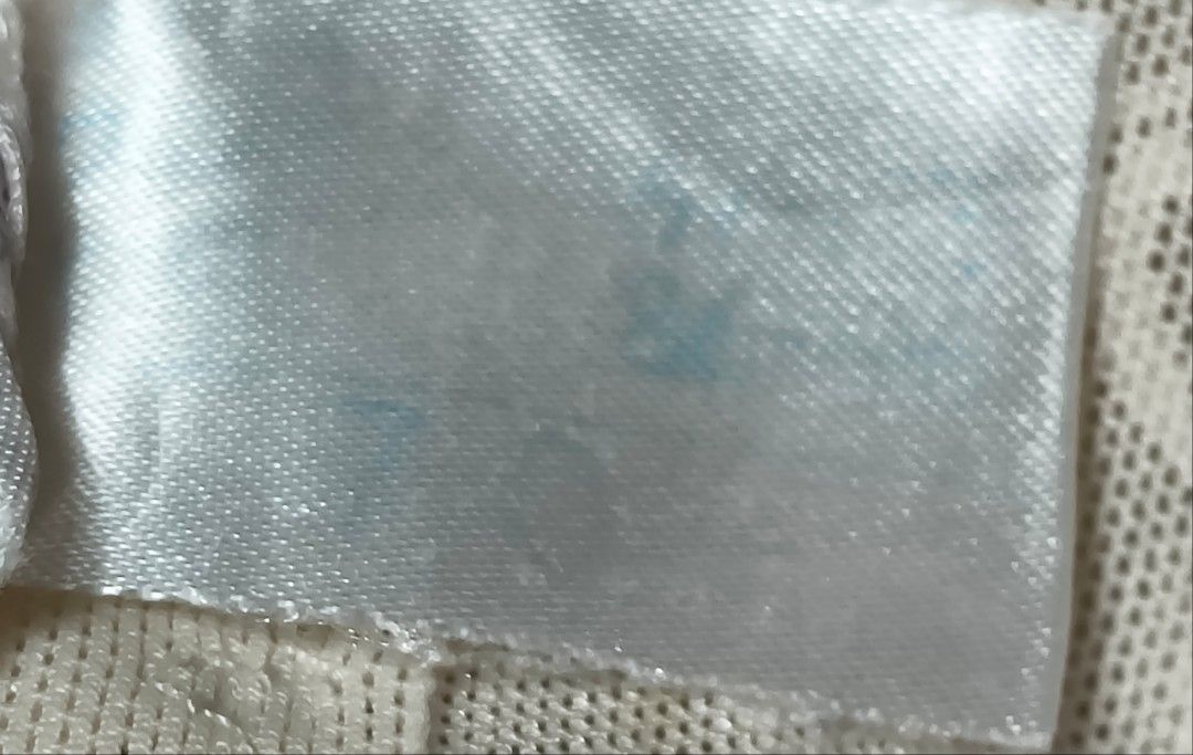 Code : 172 (Category: New Undergarments & Loungewear) located in Sungai Buloh. Submitted by Zirahh.BndleNightware (Listing ID 1450063306, Image 2). Description: 9/10.