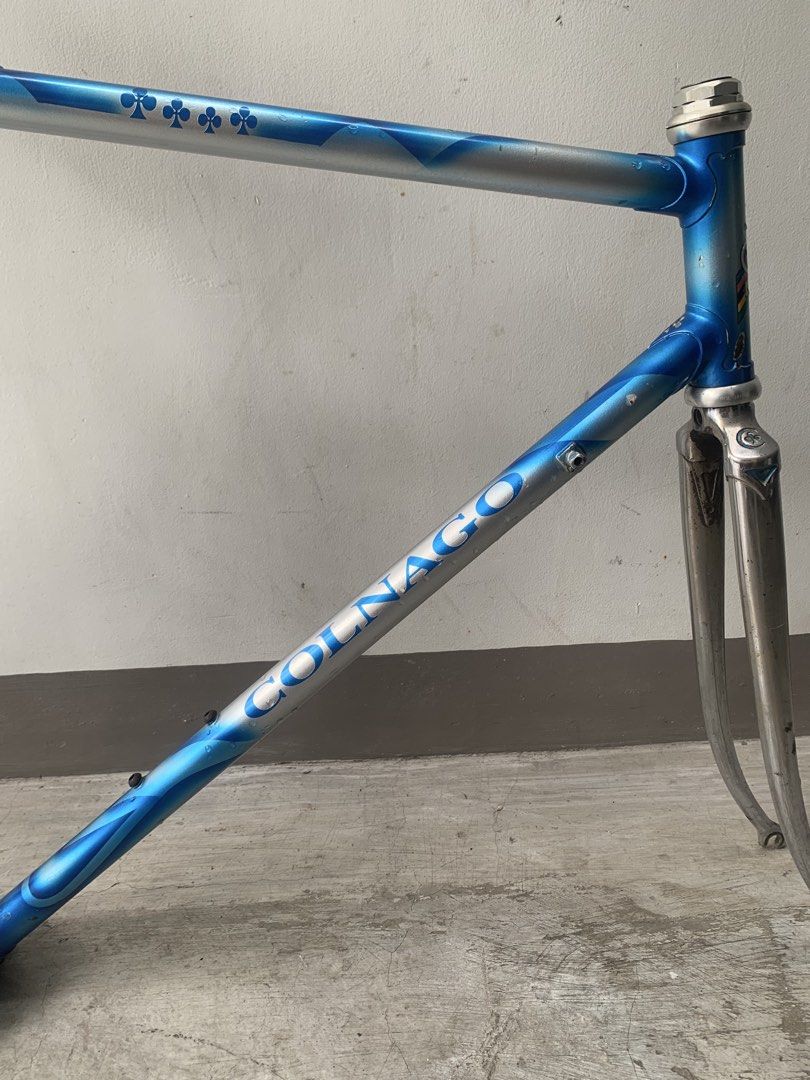 Colnago Super Frameset (Category: Bicycles) located in Manila. Submitted by mnlbike (Listing ID 1450091389, Image 2). Description: Colnago Super frameset Size 54tt 54st Shimano headset Campagnolo italian thread Bb Custom leathee saddle Issue : paint, scratches, chrome sa fork.