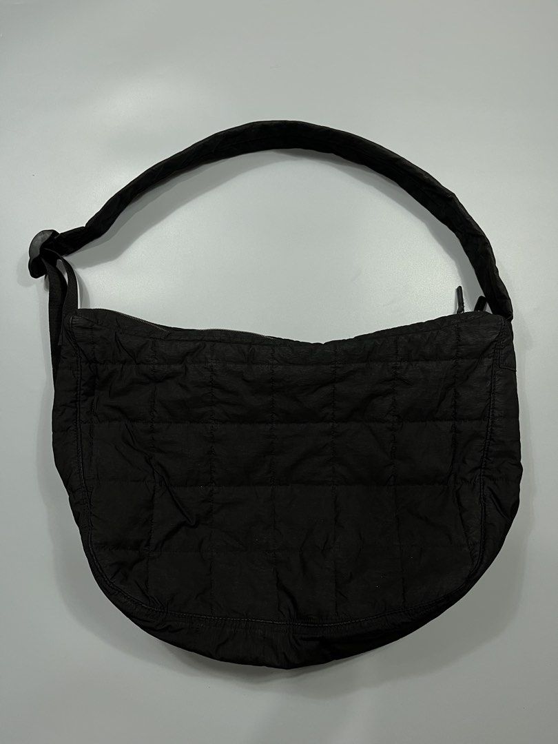 COS - Quilted - Crossbody Bag (Category: Sling Bags) located in Taguig. Submitted by chicpicked (Listing ID 1450030767, Image 2). Description: COS - Quilted - Crossbody Bag Authentic Excellent condition No flaws 1,500.