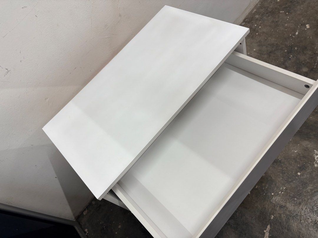 drawer (Category: Shelves, Cabinets & Racks) located in Kajang. Submitted by goodsdmy_secondhandshop (Listing ID 1450008178, Image 3). Description: Kedai Perabot Terpakai Kajang. kedai buka 10am - 7pm kami menjual barang terpakai. item self pickup / delivery lalamove.
