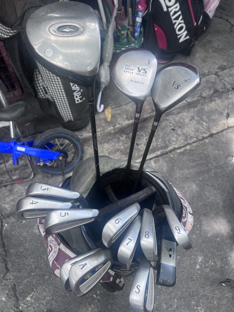 Dunlop Maxfli Golf set (Category: Golf) located in Manila. Submitted by horijapansurplus (Listing ID 1449997055, Image 3). Description: .