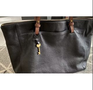 (Kategori: ) berada di . Dikirim oleh plriska_30 (ID iklan 1449956392, Gambar 1). Deskripsi: .