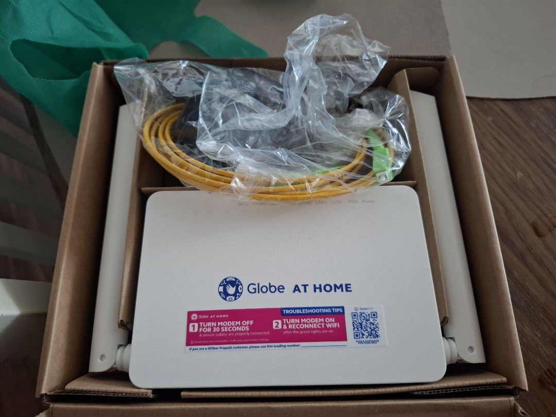Globe Disconnected Modem (Category: Networking) located in Pasig City. Submitted by bevvvvy (Listing ID 1449979116, Image 1). Description: for pick up Ortigas Center, Pasig used for 1mo. only.
