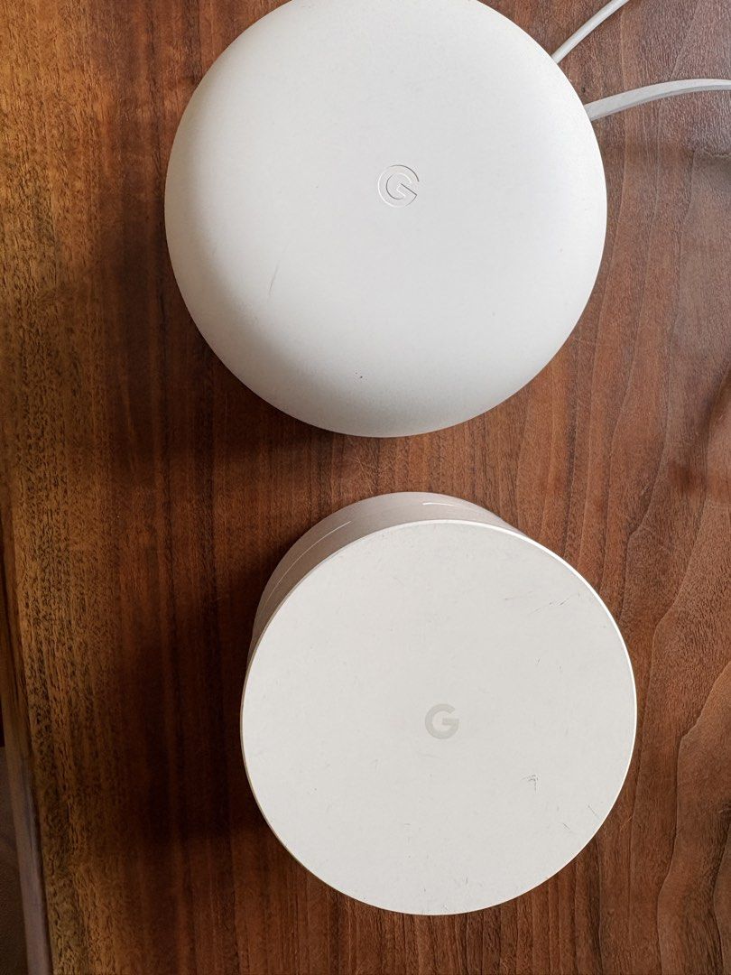 Google Nest Wifi Router and Point