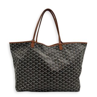 (Category: ) located in . Submitted by carousellluxury (Listing ID 1450046448, Image 1). Description: .