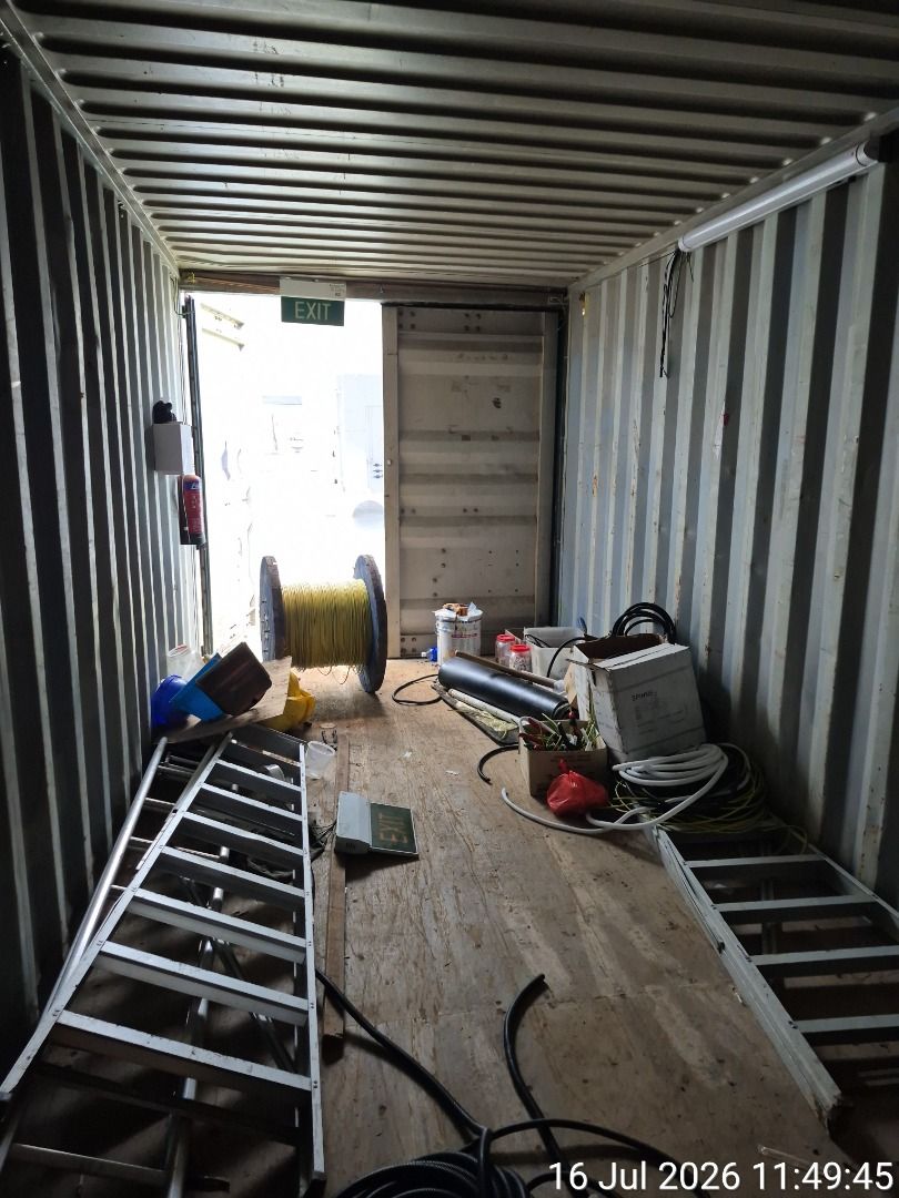 Green CAIU Shipping Container