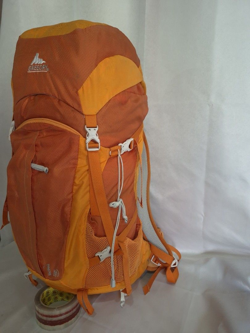 Gregoryy Z40.... (Category: Backpacks) located in Davao. Submitted by bae214214 (Listing ID 1450013033, Image 3). Description: Gregory Z40 P3,250 with rain cover Excellent Color and Condition No issue, with sign of usage. Sobrang solid pa..