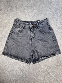 (Category: ) located in . Submitted by snbccy (Listing ID 1449978109, Image 1). Description: .