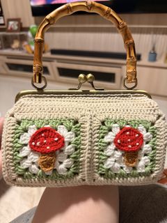 (Category: ) located in . Submitted by connienian (Listing ID 1450090350, Image 1). Description: .
