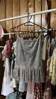 (Category: ) located in . Submitted by dainty.hercloset (Listing ID 1450067115, Image 1). Description: .