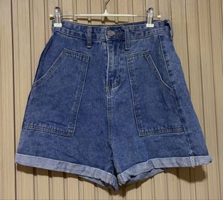 (Category: ) located in . Submitted by callilithings (Listing ID 1450072335, Image 1). Description: .