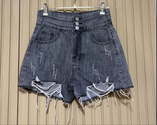 (Category: ) located in . Submitted by callilithings (Listing ID 1450072089, Image 1). Description: .