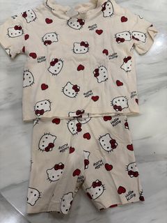 (Category: ) located in . Submitted by 17thfinds (Listing ID 1450072375, Image 1). Description: .