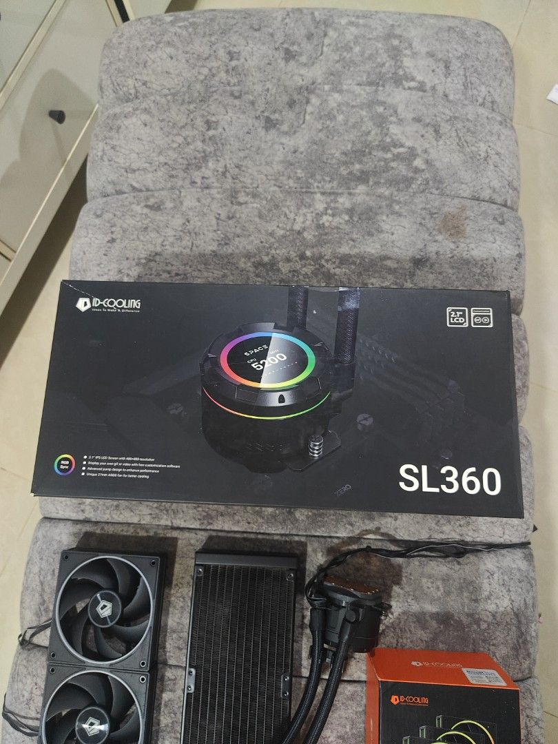 ID-COOLING SL360 CPU Coolers (Category: Computer Parts) located in Sabak Bernam. Submitted by muhd_azammudin (Listing ID 1446878989, Image 2). Description: - ID-COOLING SL360 CPU Coolers - FAN ID-COOLING AF-127 TRIO. 2 kotak Saya bagi FREE - FAN Ada yang rosak.