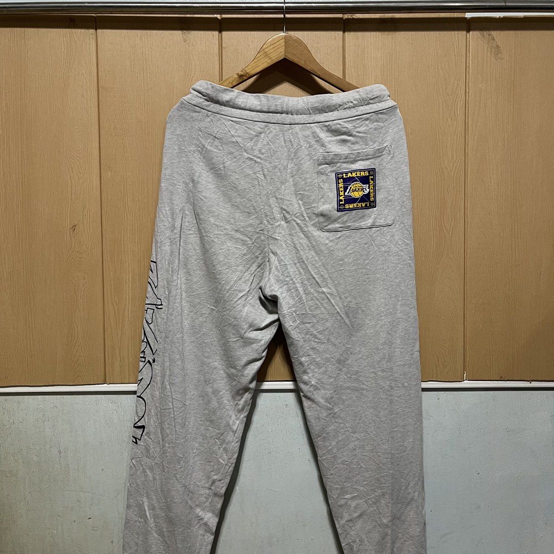 Jack and jones x NBA (Category: Joggers) located in Kadingilan. Submitted by tejaresnick (Listing ID 1450086359, Image 2). Description: Very good condition No issue .