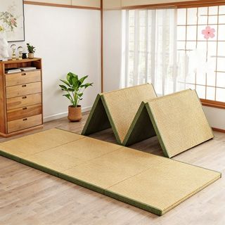 (Category: ) located in . Submitted by steadymart_sg (Listing ID 1449959444, Image 1). Description: .