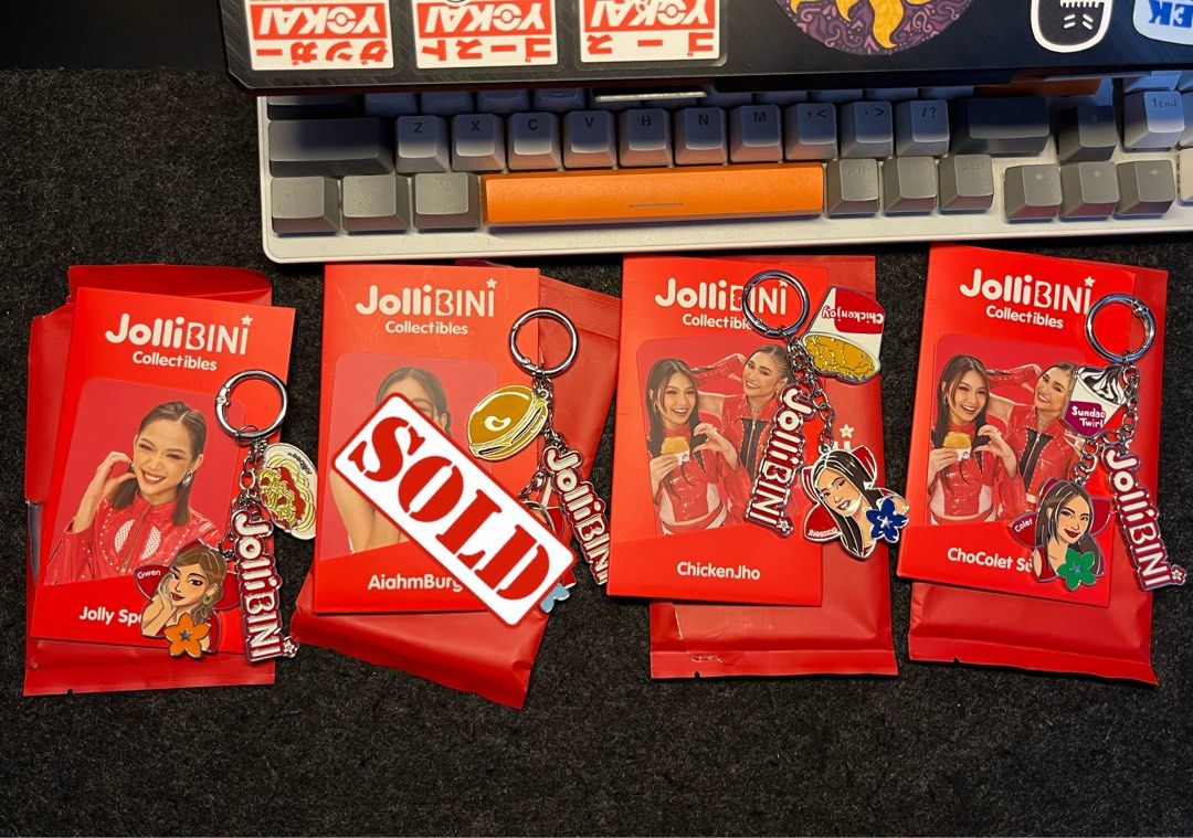Jollibee Bini Keychain and Pc (Category: Character Goods) located in Makati City. Submitted by kreapers (Listing ID 1450079007, Image 1). Description: 250 each Bini colet Bini jho Bini gwen.
