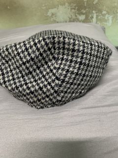 (Category: ) located in . Submitted by hard2find_thrifting (Listing ID 1449954157, Image 1). Description: .